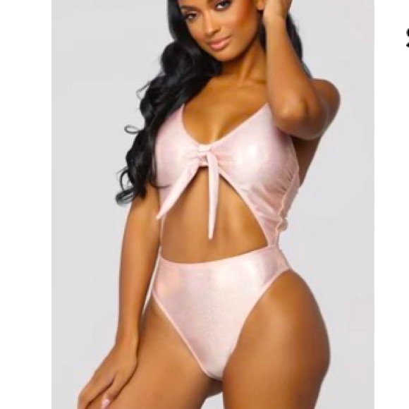 Brand new Rose sparkle one piece fashionnova bikini - Picture 1 of 4